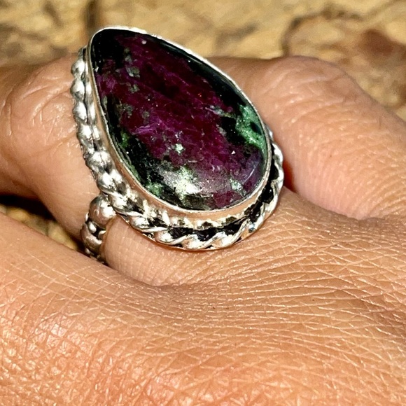 Ruby Zoisite Ring Size 7 1/4 - Picture 6 of 8